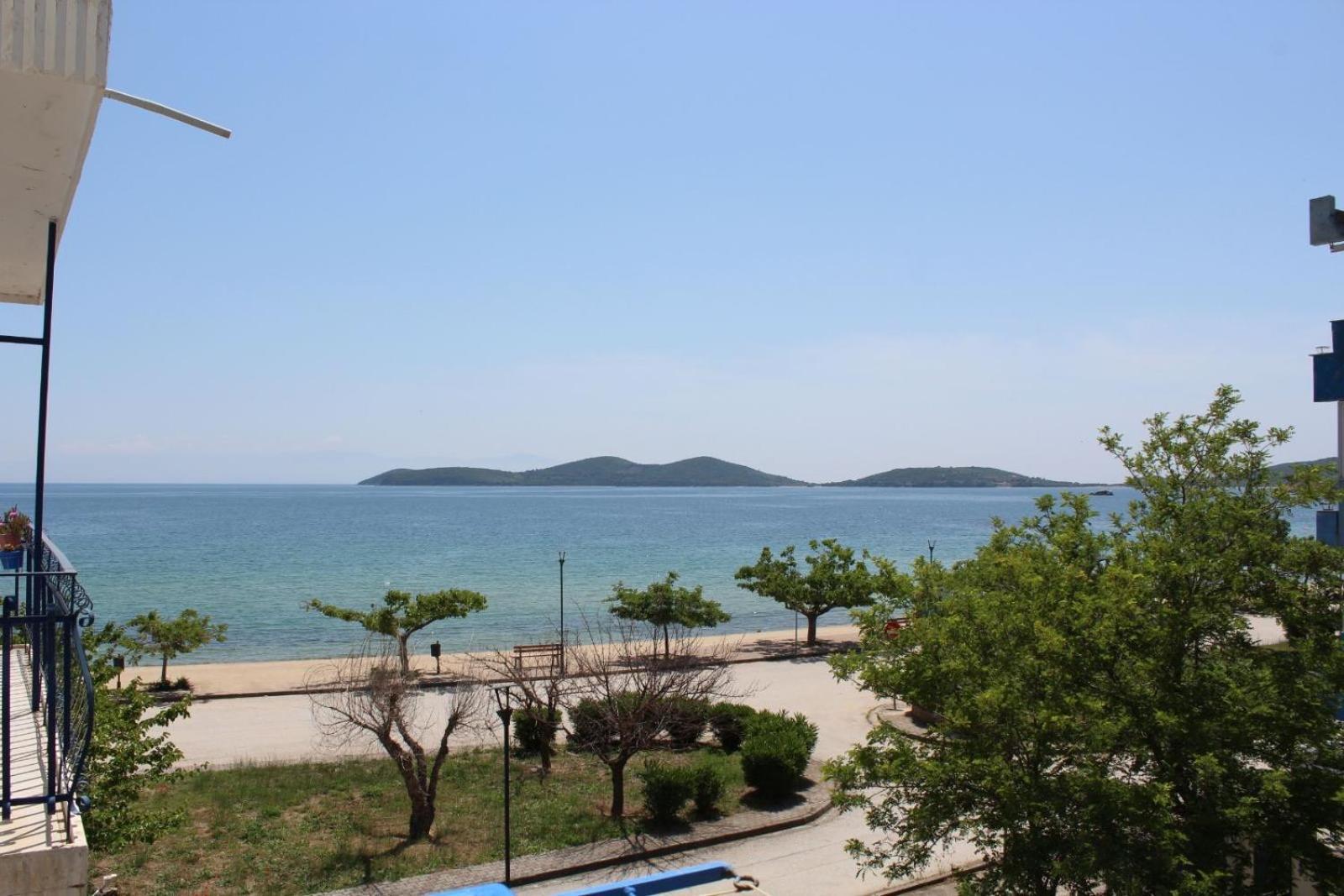 Analev Apartment Néa Péramos 외부 사진